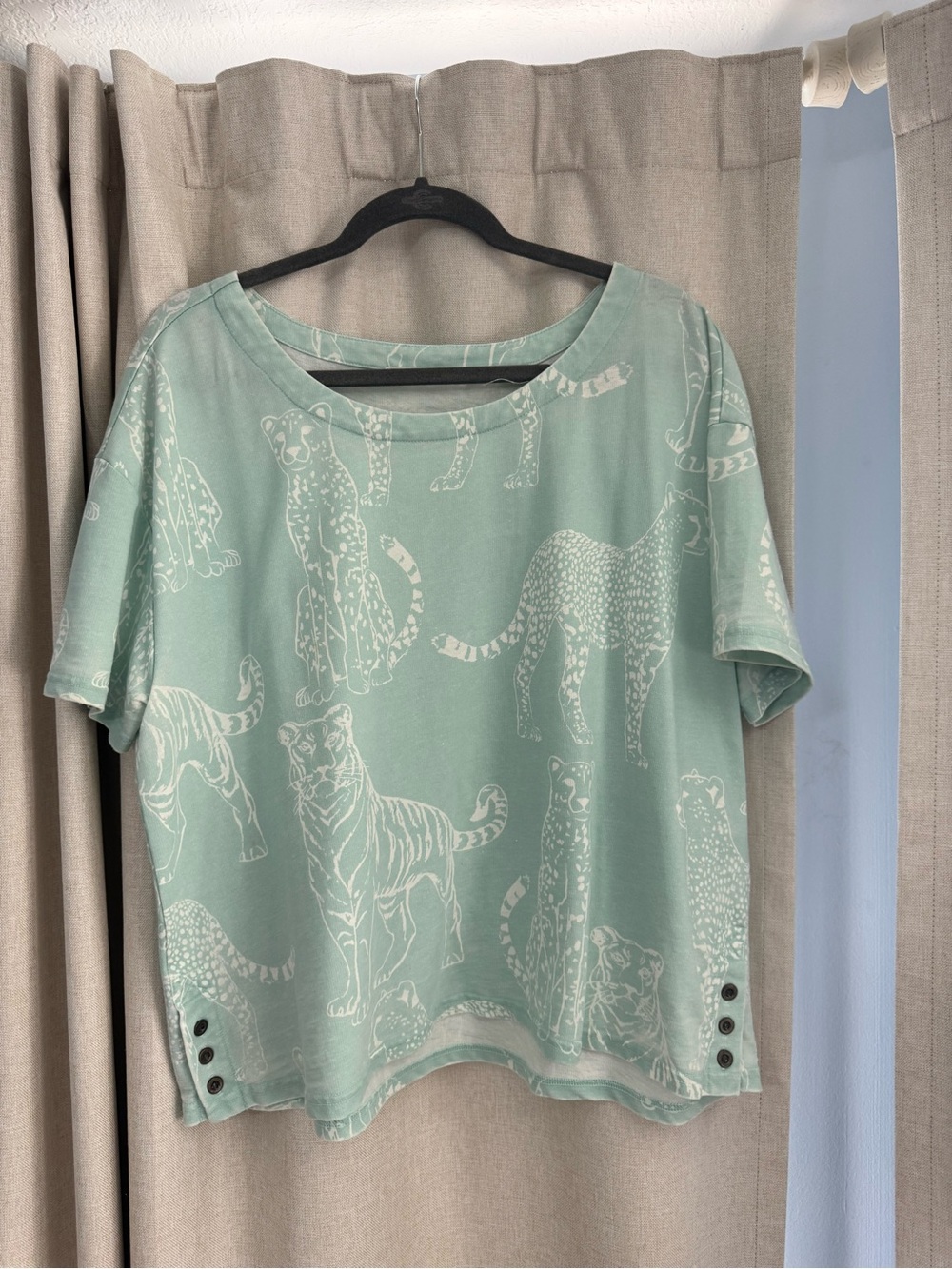 Jane and Delancey Mint Green Animal Print Short Sleeve Top